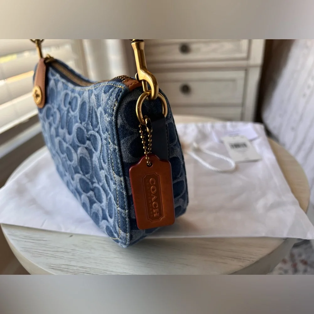 ✨ Coach Signature Denim Swinger Bag Purse Rare ✨ - Picture 7 of 16